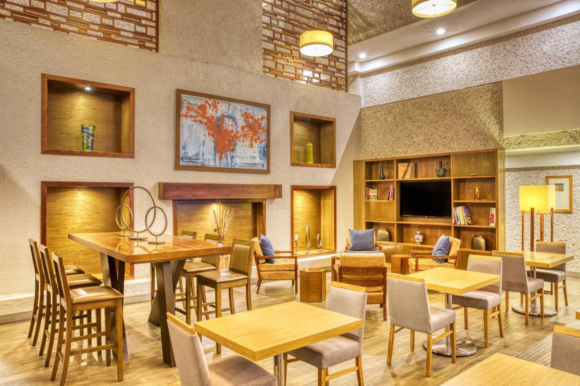 Marriott Puebla Hotel Meson Del Angel Bagian luar foto