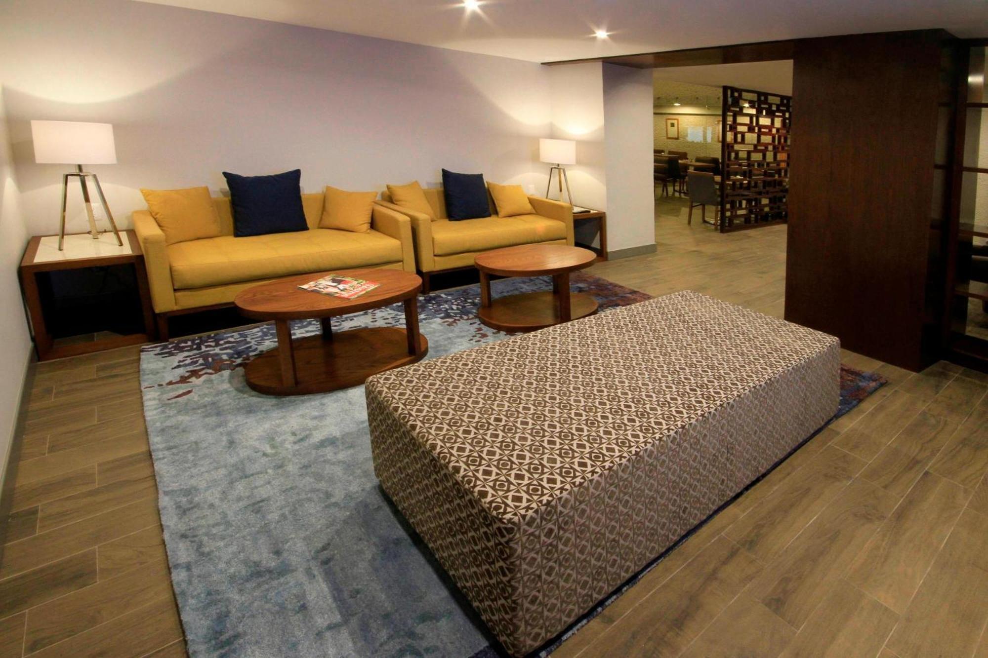 Marriott Puebla Hotel Meson Del Angel Bagian luar foto